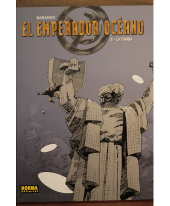 El emperador Oceano La tumba